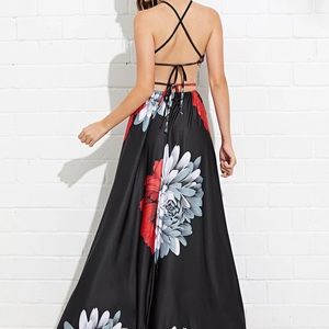 🎉NEW Cross back floral maxi dress